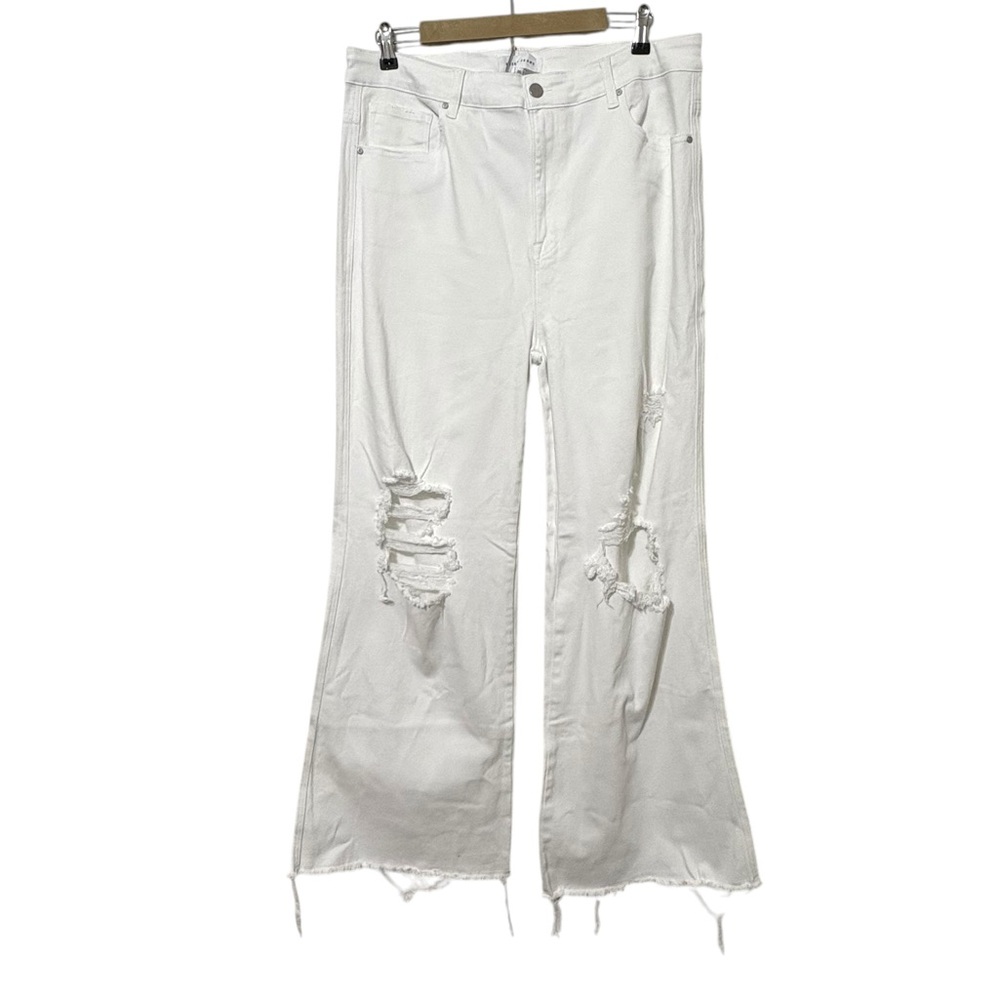 Risen Jeans Size 2XL White Distressed Flare Leg Jeans Western Boho Denim